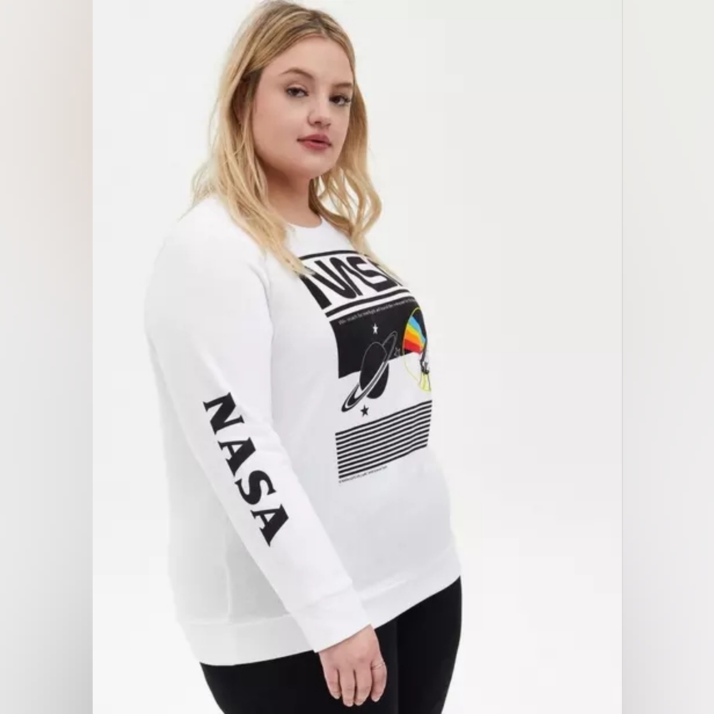 Nwt 4x Torrid NASA Sweatshirt